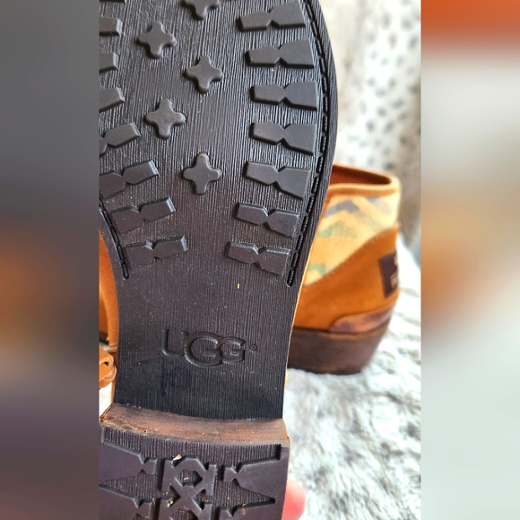 Ugg Pendleton ankle boots size 7.5 - Picture 10 of 16